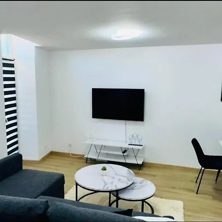 Lägenhet T2 En Plein Coeur Du Centre *