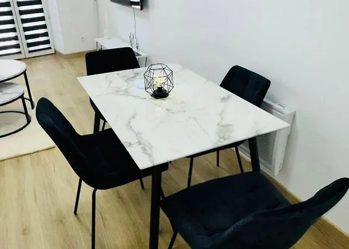 T2 En Plein Coeur Du Centre Apartman